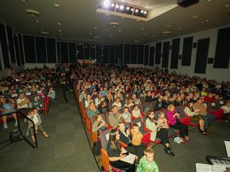 shot of audience in attendance