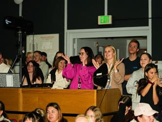 audience cheering 