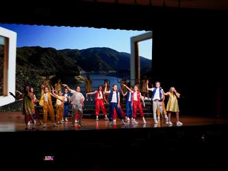 students performing for talent show